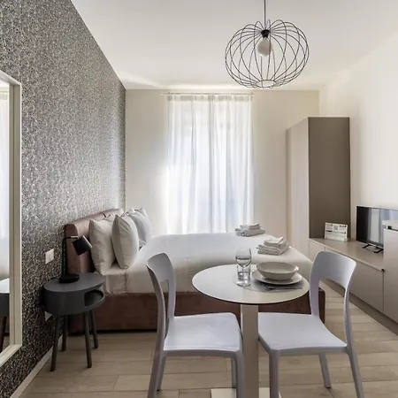 Apartmán Italianway - The B Village Business *
